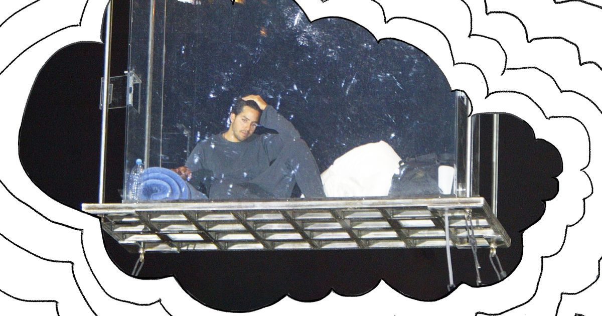 I Think About David Blaine’s Glass-Box Stunt a Lot