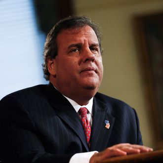 New Jersey Gov. Chris Christie speaks about his knowledge of a traffic study that snarled traffic at the George Washington Bridge during a news conference on January 9, 2014 at the Statehouse in Trenton, New Jersey. 