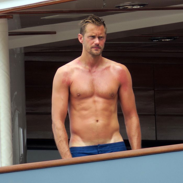 This Sexy Shirtless Photo of Alexander Skarsgård Is an Important PSA for Su...