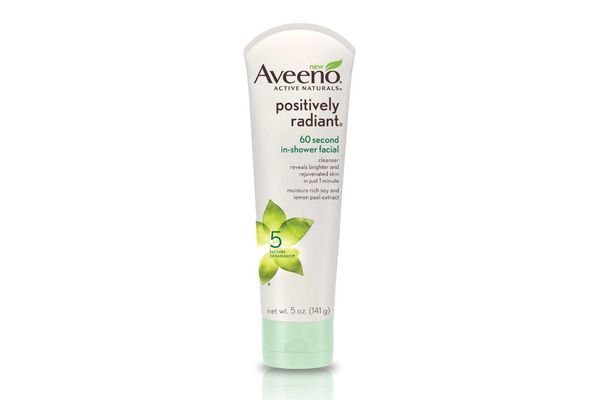 Aveeno® Active Naturals Positively Radiant 60 Second In Shower Facial