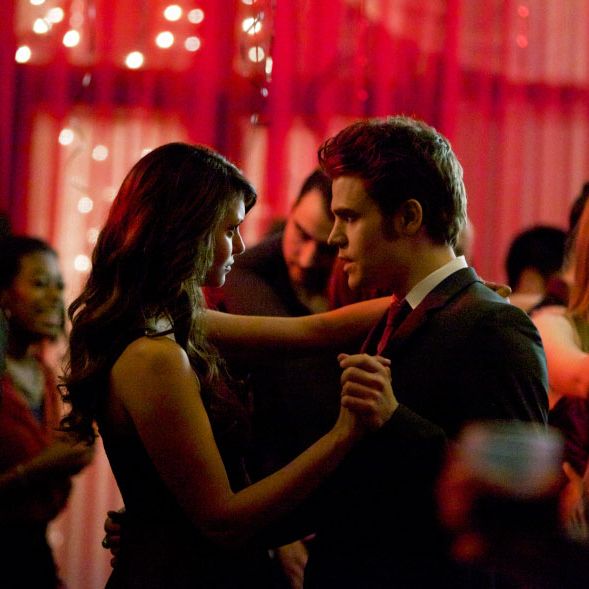 The Vampire Diaries Recap I Won T Dance But Ask Me