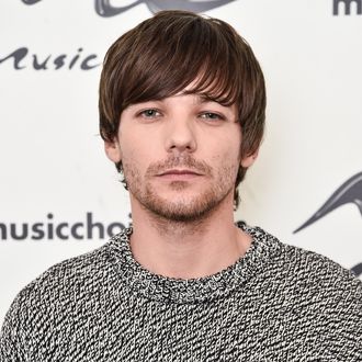 Louis Tomlinson Parts Ways With Simon Cowell’s Record Label