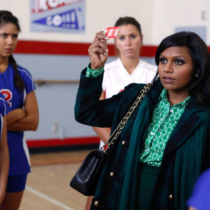 THE MINDY PROJECT: Mindy (Mindy Kaling, second from R) passes out condoms to a high school volleyball class in the 