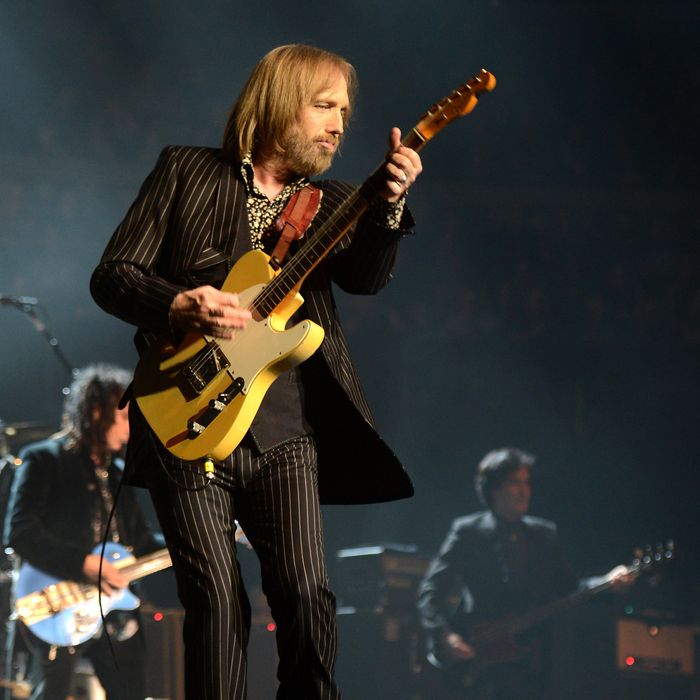 Win Tickets to See Tom Petty and the Heartbreakers at New York’s Beacon ...