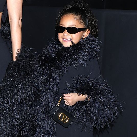 Valentino : Outside Arrivals - Paris Fashion Week - Haute Couture Spring/Summer 2024