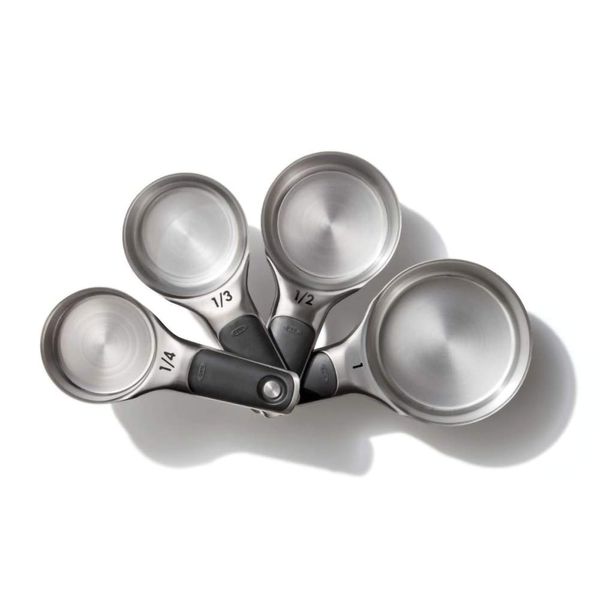 OXO Good Grips Measuring Cups with Magnetic Snaps