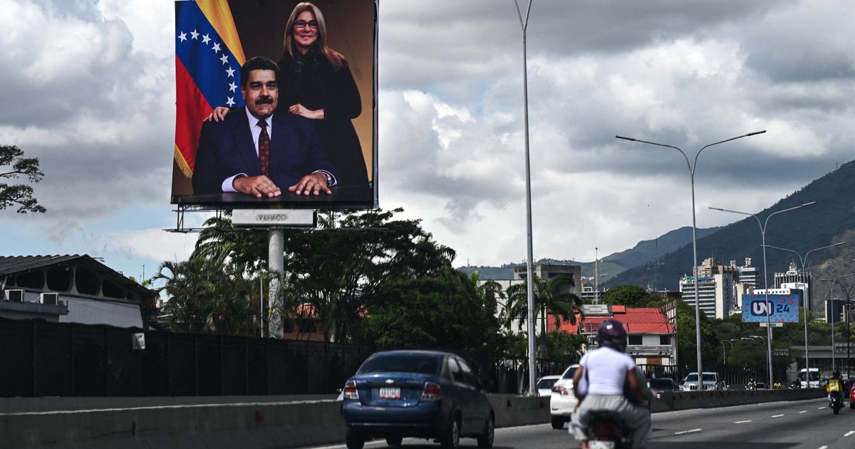 8:00 a.m. foreign interests foreign interests How Is Trump’s Venezuela Takeover Going? By Chas Danner More than two weeks after the U.S. kidnapped Maduro, Trump isn’t running the country, but he seems to be getting much of what he wants.
