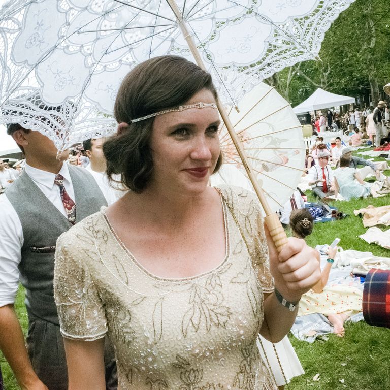 Street Style: Welcome to the Roaring 20s