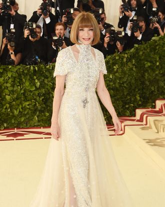 Anna Wintour.