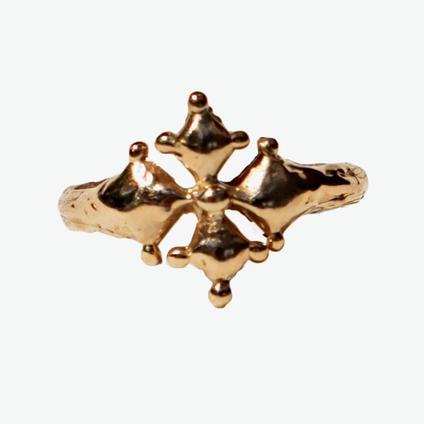 Indomita Heirlooms Crux Ring - Yellow Bronze