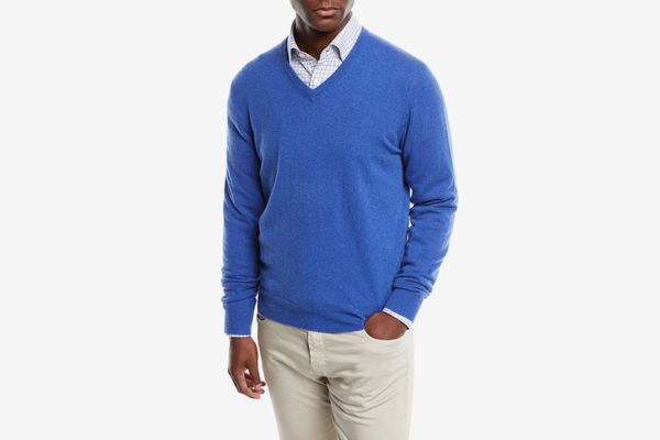 Neiman Marcus Men’s Cloud Cashmere V-Neck Sweater