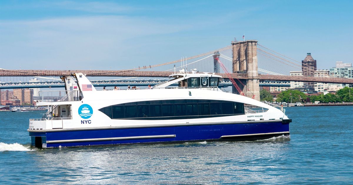 New York Ferry Operator Hornblower Is Bankrupt - Vimarsana News