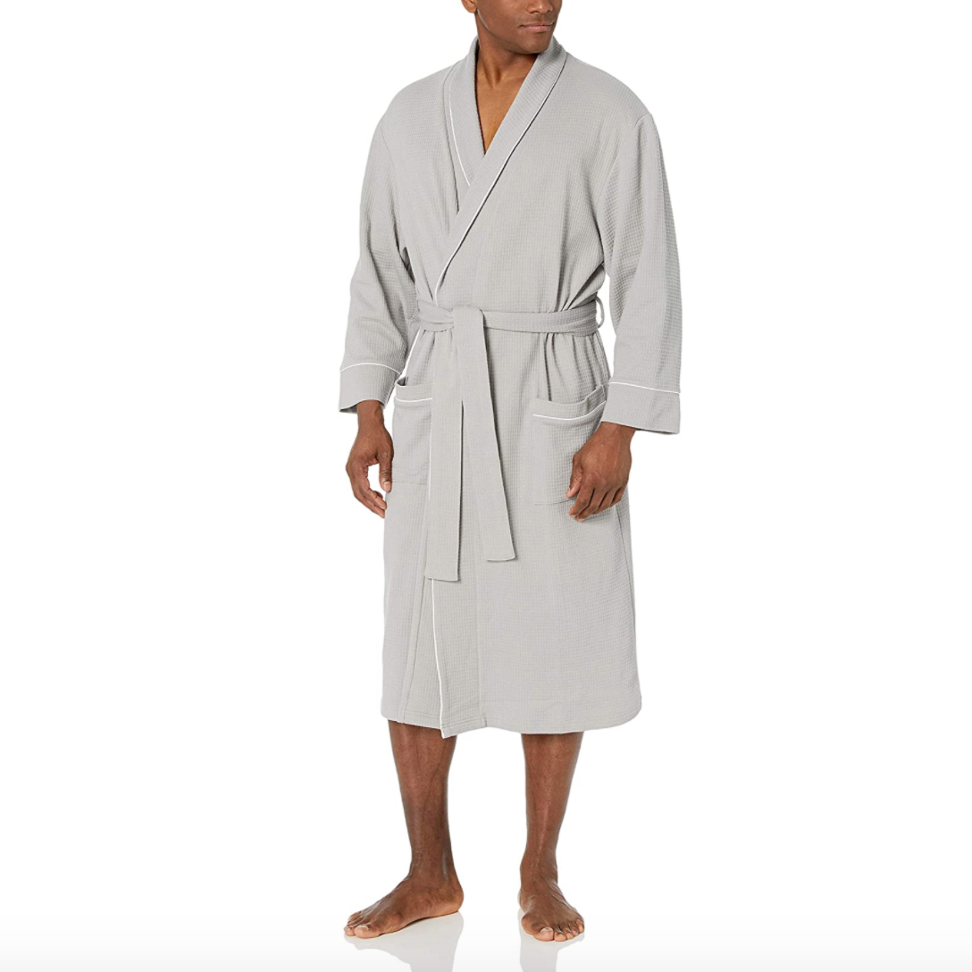 Featured image of post Mens Full Length Towelling Dressing Gown : And these men&#039;s dressing gowns come in a variety of sizes, ranging from small to xxxl, to keep everyone as cosy as possible.