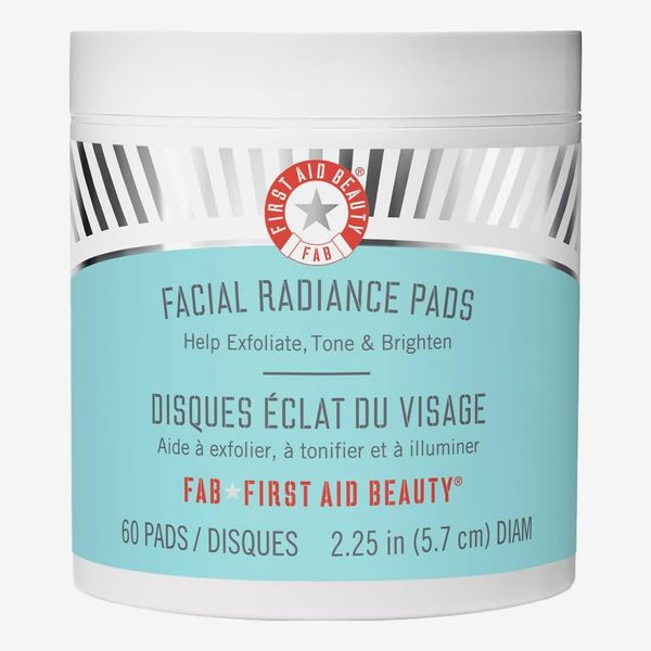 First Aid Beauty Facial Radiance Pads