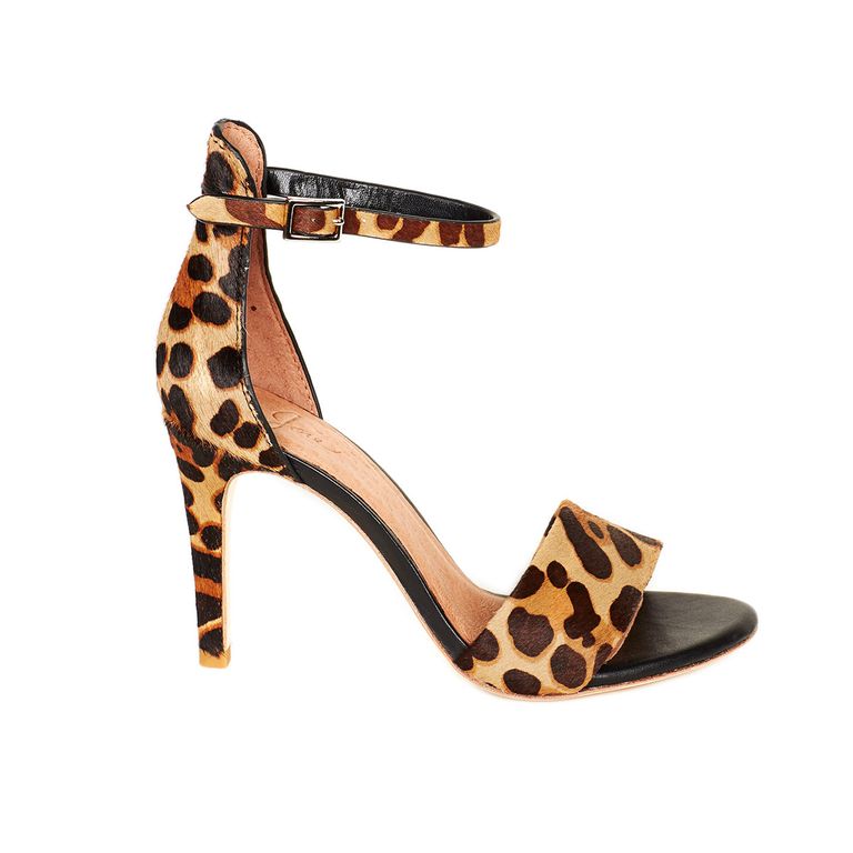 15 Leopard Pieces That Look Subtle and Chic