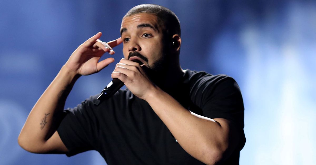 Drake Signs Song for Louis Vuitton Men's Show - Drake Drops Louis Vuitton-Inspired  Song