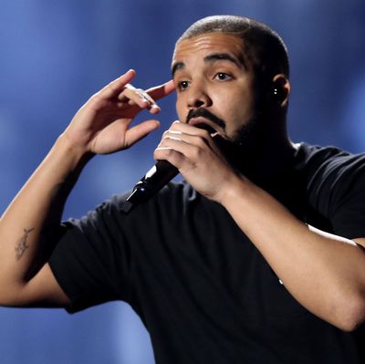Drake To Drop New Song For Louis Vuitton