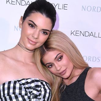 Kylie and Kendall Jenner Have Settled Tupac T-Shirt Lawsuit