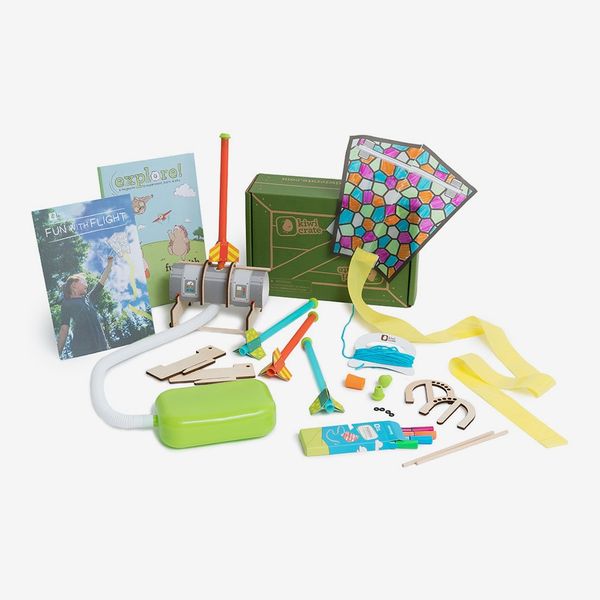 Kiwi Crate Ages 5-8 (Monthly Subscription)