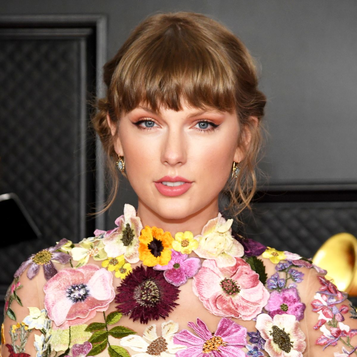 Taylor Swift Teases Red Rerecorded Songs From The Vault