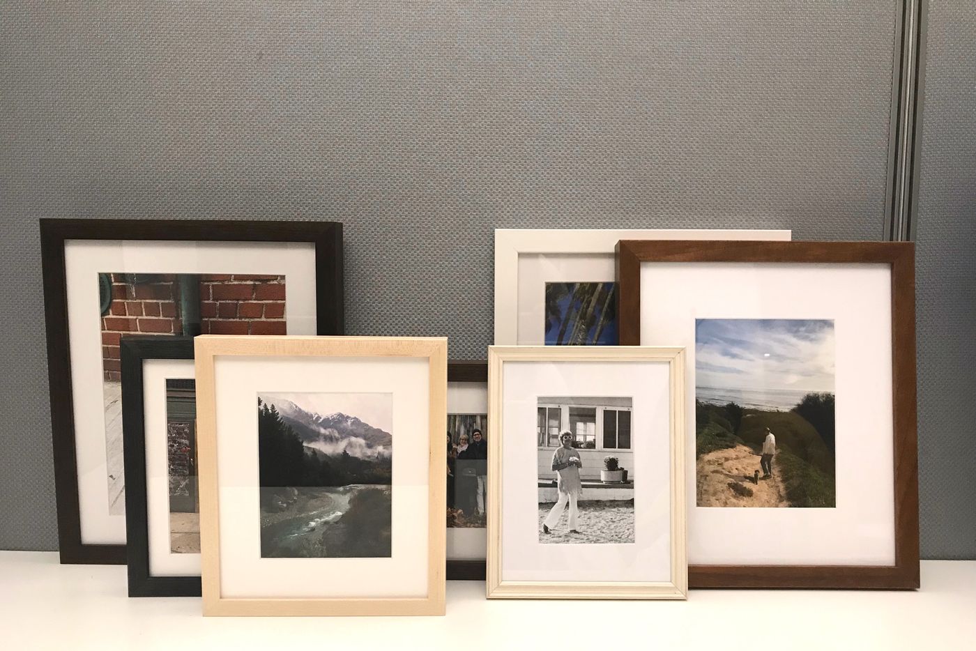 where to find picture frames