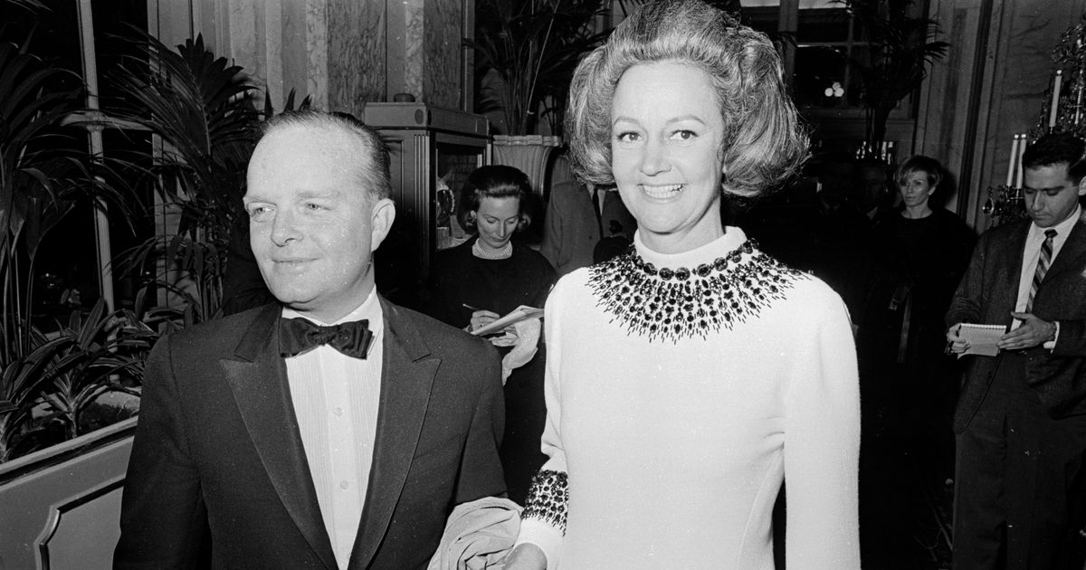 https://pyxis.nymag.com/v1/imgs/b38/959/acd9f5fe18d4dfe77942761b7c08280044-04-truman-capote-plaza-hotel.rsocial.w1200.jpg