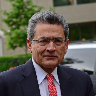 Former Goldman Sachs and Procter & Gamble board member Rajat Gupta arrives at Manhattan Federal courthouse for the closing arguments of his trial in New York, June 13, 2012. Gupta is accused of leaking stock secrets to hedge-fund founder Raj Rajaratnam. AFP PHOTO/Emmanuel Dunand (Photo credit should read EMMANUEL DUNAND/AFP/GettyImages)