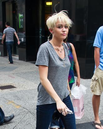 Miley Cyrus is seen leaving Tumi store in Philadelphia, PA.