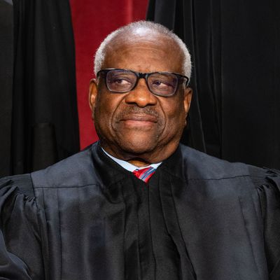 Clarence Thomas Formally Acknowledges His Lavish Lifestyle