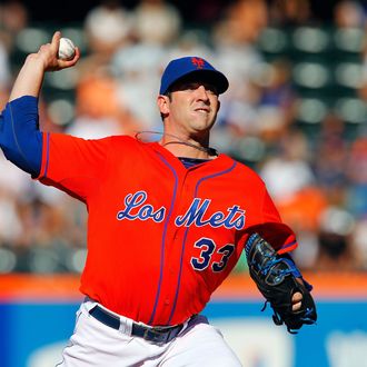 Matt Harvey #33 of the New York Mets pitches against the Detroit Tigers at Citi Field on August 24, 2013 in the Flushing neighborhood of the Queens borough of New York City.