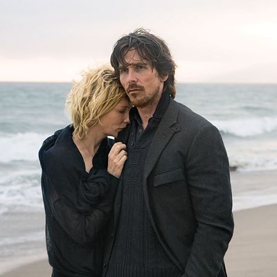 KoC-03840_R(l to r) Cate Blanchett stars as ‘Nancy’ and Christian Bale as ‘Rick’ in Terrence Malick's drama KNIGHT OF CUPS, a Broad Green Pictures release.Credit: Melinda Sue Gordon / Broad Green Pictures