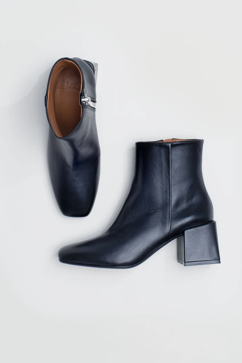 mosquito kitten preview 15 Best Women's Ankle Boots 2022 | The Strategist