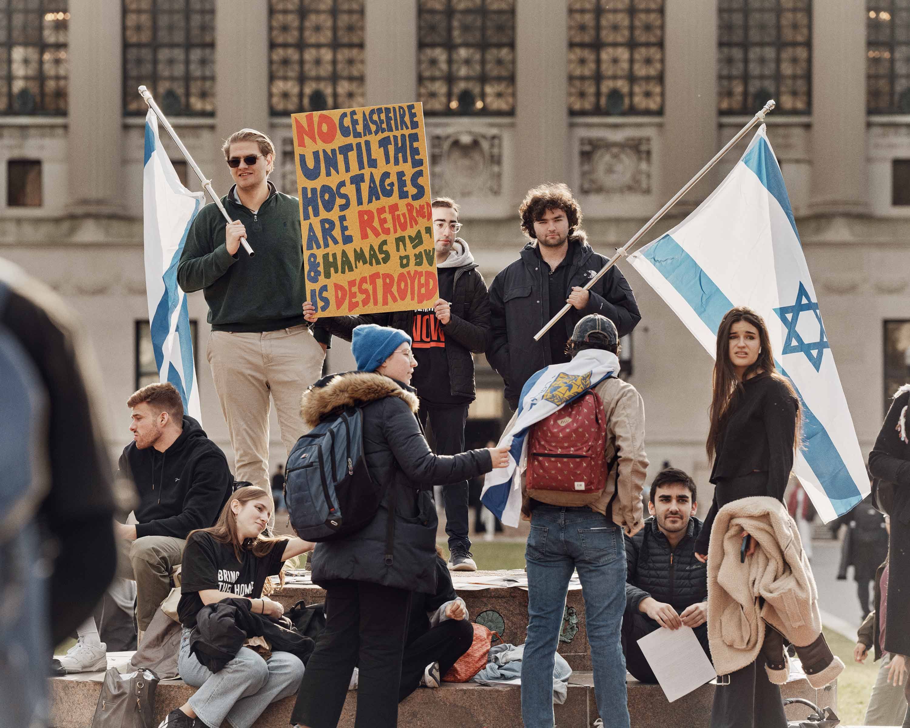 Columbia University Closes Campus Ahead of Israel-Hamas War Protests - The  New York Times