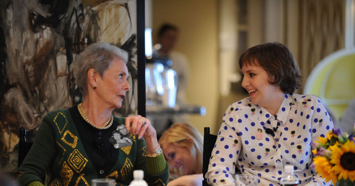 Lena Dunham Discusses Panty Girdles, Backsides