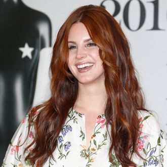 Lana Del Rey Returns With Dreamy Song 'Love'