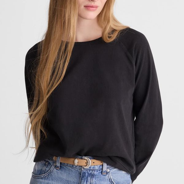 Madewell The Relaxed Raglan Tee in Vintage Jersey