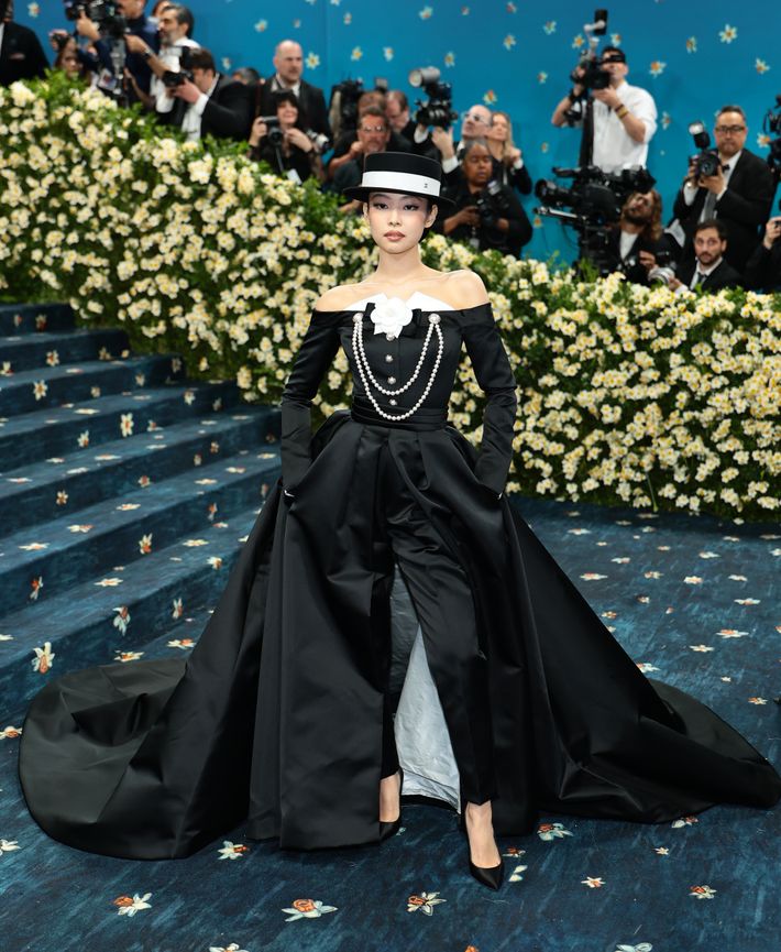 The 2025 Met Gala Celebrating “Superfine: Tailoring Black Style” - Arrivals