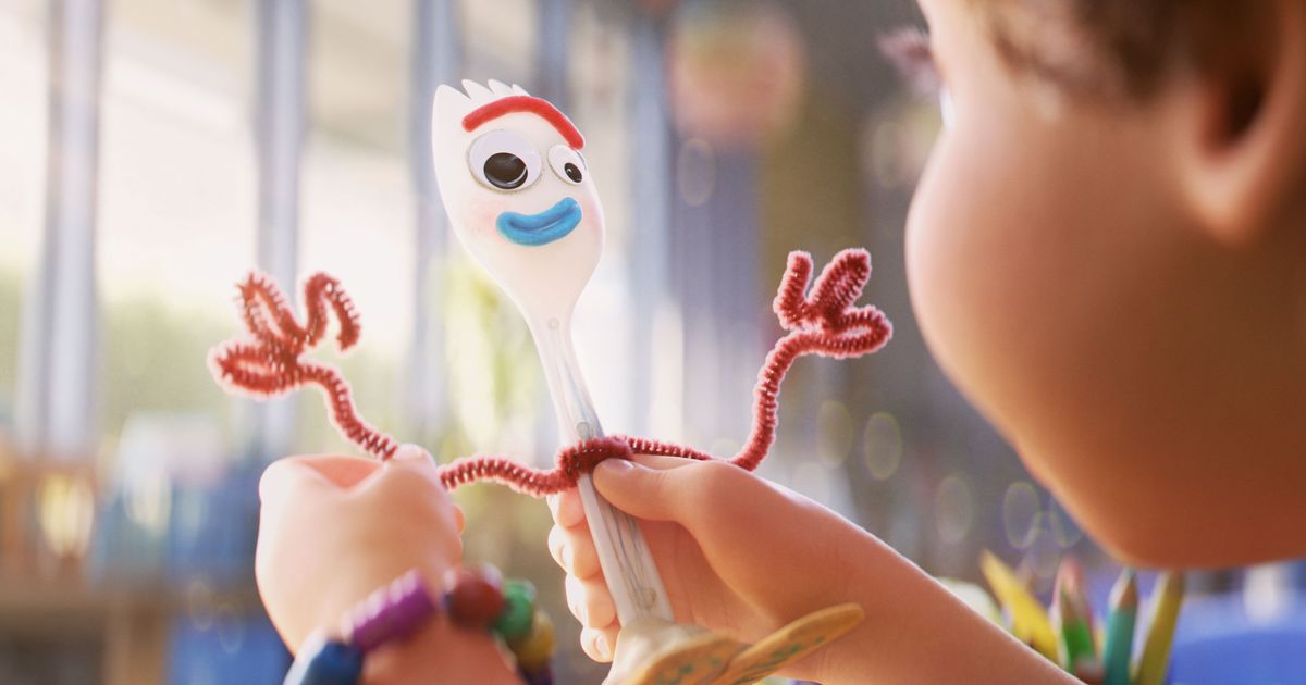 DISNEY TOY STORY 4 FORKY CRAFT KIT INCLUDES 4 FORKY'S PER KIT