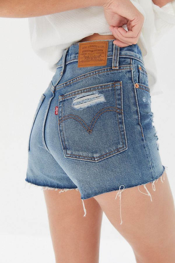 Levi's Jean Shorts on Sale at Urban Outfitters | The Strategist