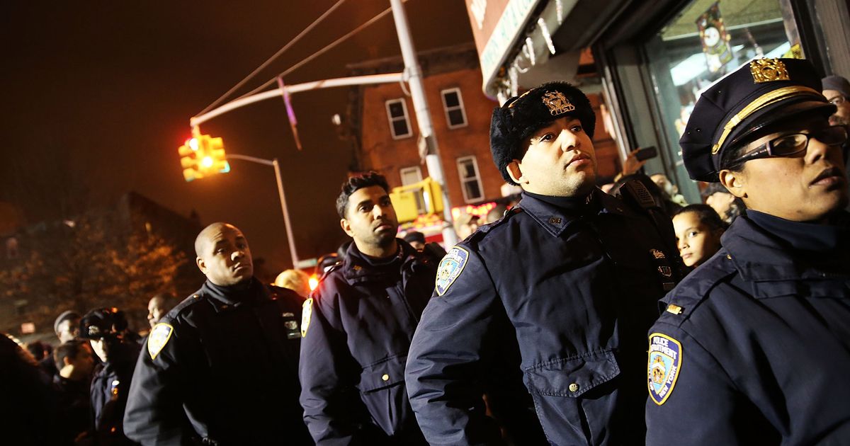 Cops React to Bill de Blasio’s Response to Officer Shootings