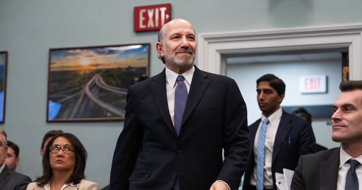 Democrats Raise ‘Corruption Concerns' Over Deal That Benefited Lutnick's Kids