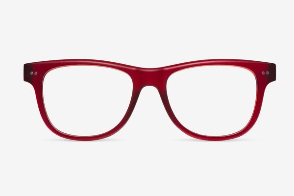 Screen Sullivan in Crimson