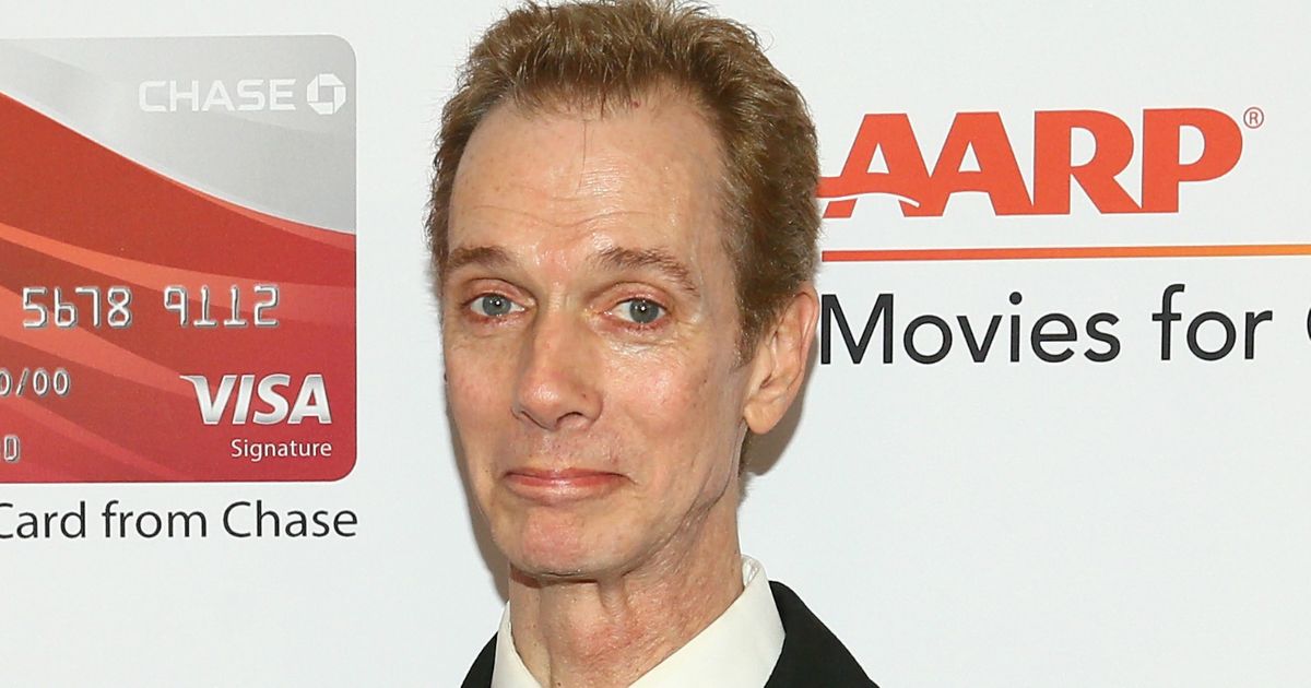 道格·瓊斯（Doug Jones）對此不太興奮水的形狀假陽具你不斷問他