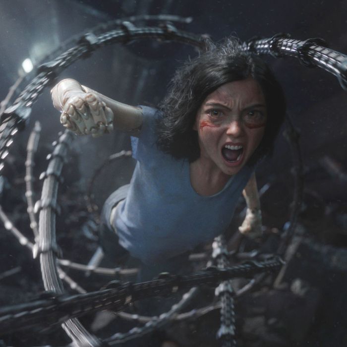 Alita: Battle Angel' Review: Ungainly and Kinda Charming
