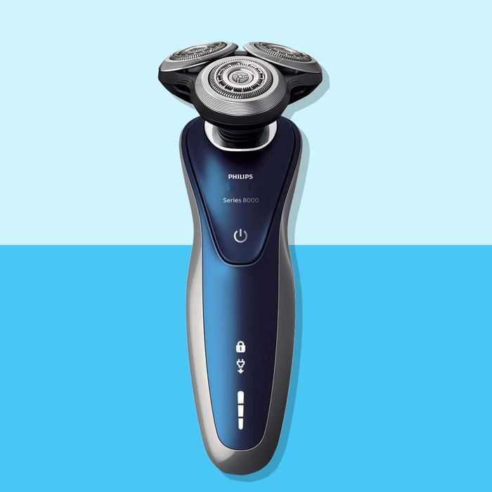 Philips Norelco Shaver 5675 with Travel Case - Sam's Club