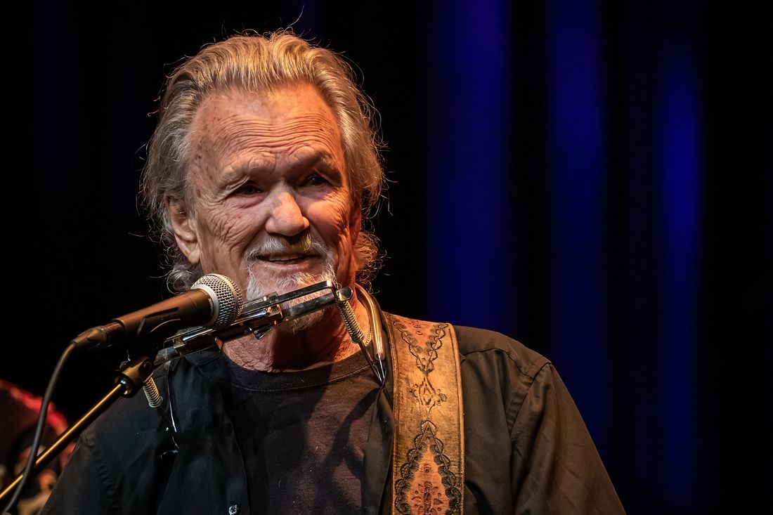 Outlaw Country Star Kris Kristofferson Dies at 88