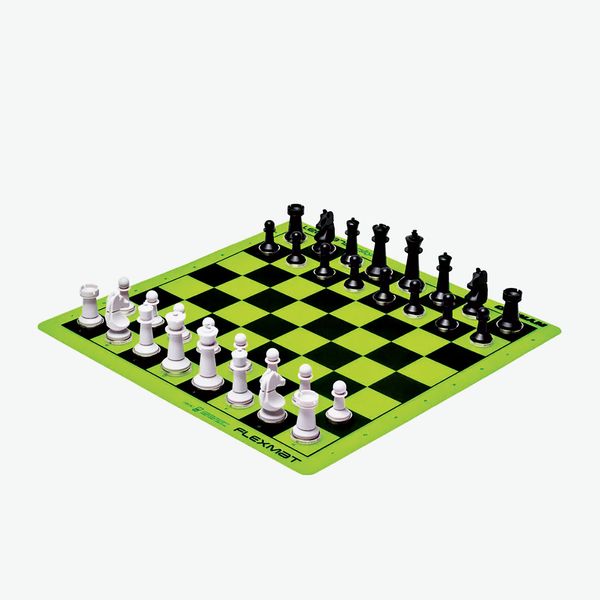 Stanton Series 01 Chess Set