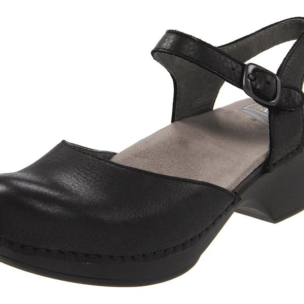 comfortable clogs for walking