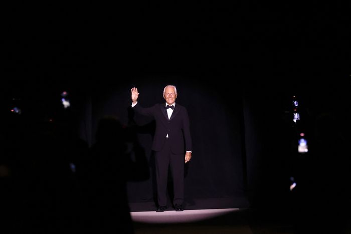 Giorgio Armani S/S 2025 - Runway
