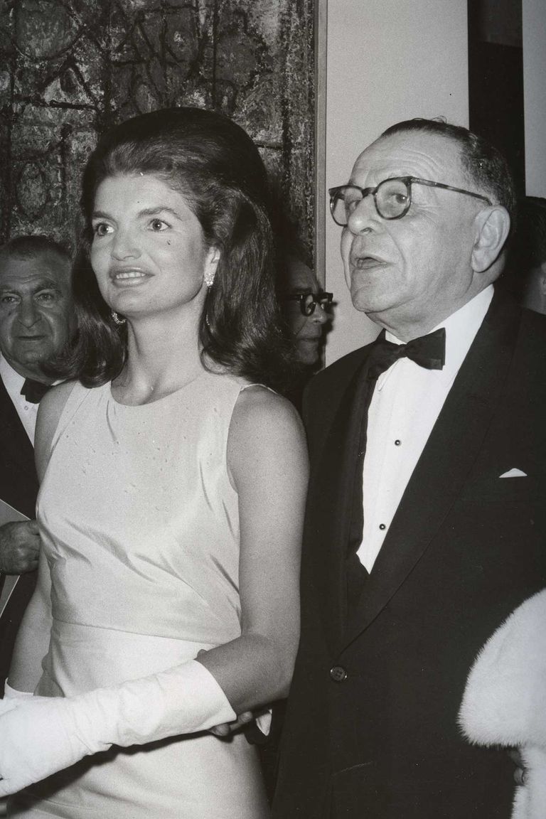 Look! Jackie O on the Art Scene Back in 1966 - Slideshow - Vulture